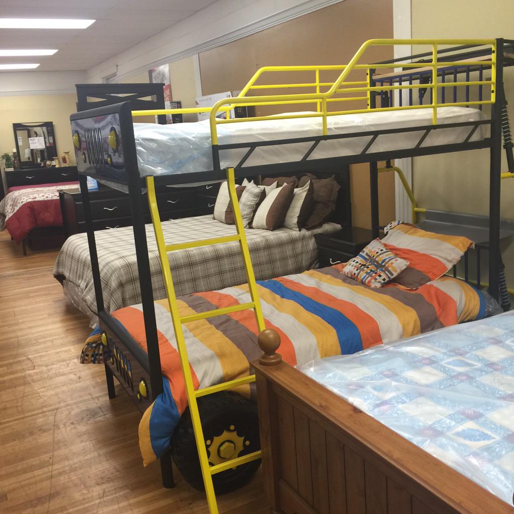 TheRealDjYoKidd's tweet photo. 3 day special 99.00 down and get delivered the next day COME SEE ME ASSP winner furniture 7411 Preston hwy ask ROB http://t.co/VZVs7XZvgB