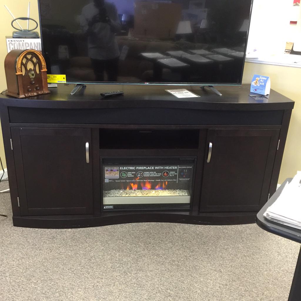 TheRealDjYoKidd's tweet photo. 3 day special 99.00 down and get delivered the next day COME SEE ME ASSP winner furniture 7411 Preston hwy ask ROB http://t.co/0ReirJ9C6c