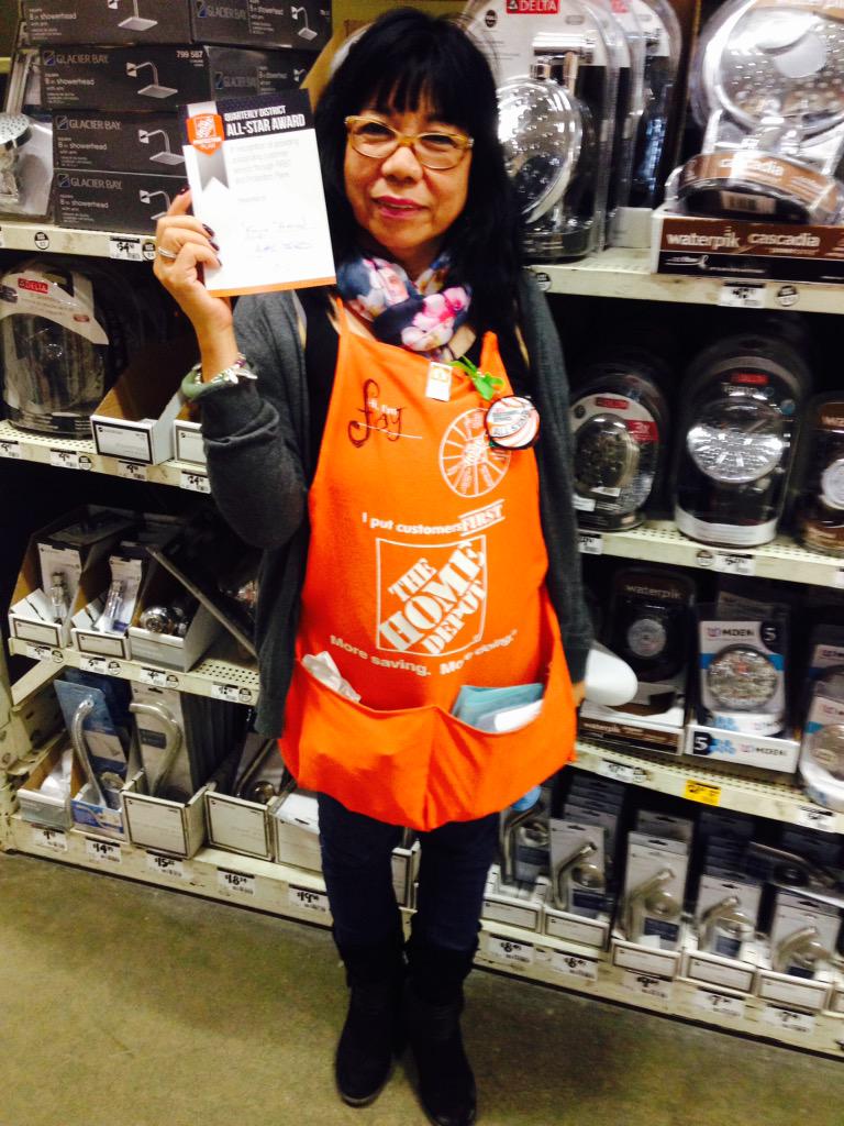 mrgoldstein1's tweet photo. Our Faye from Bayshore just received the Q2 ALL-STAR AWARD for highest HDPP in our district      43% 👏👏👏 http://t.co/DyADIHusYf