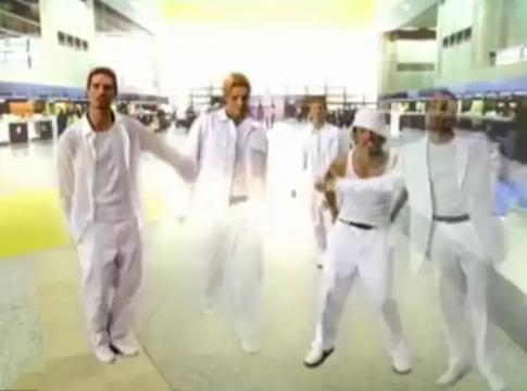 say_cookiee's tweet photo. The backstreet boys want their outfits back #HeyEverybodyMusicVideo @5SOS http://t.co/Ktohb0KLrS