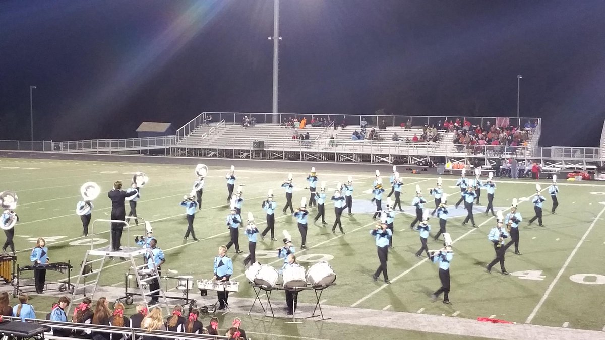 WataugaSchools's tweet photo. The great @WHSPioneerBand ! http://t.co/2iCqSJAdaY
