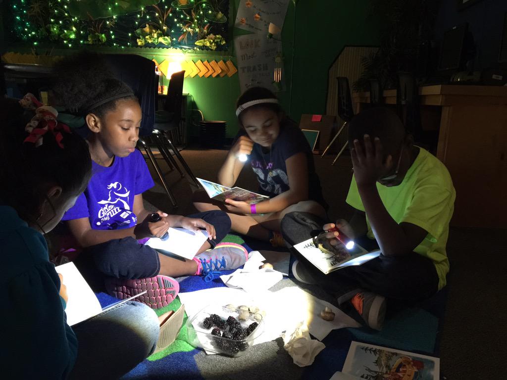teachbevj's tweet photo. @PhillipsKISD @steph_frosch #PESKISD15 Mrs. Whitehead and some great 4th graders 'plussing the show' http://t.co/UvFvPakJGO