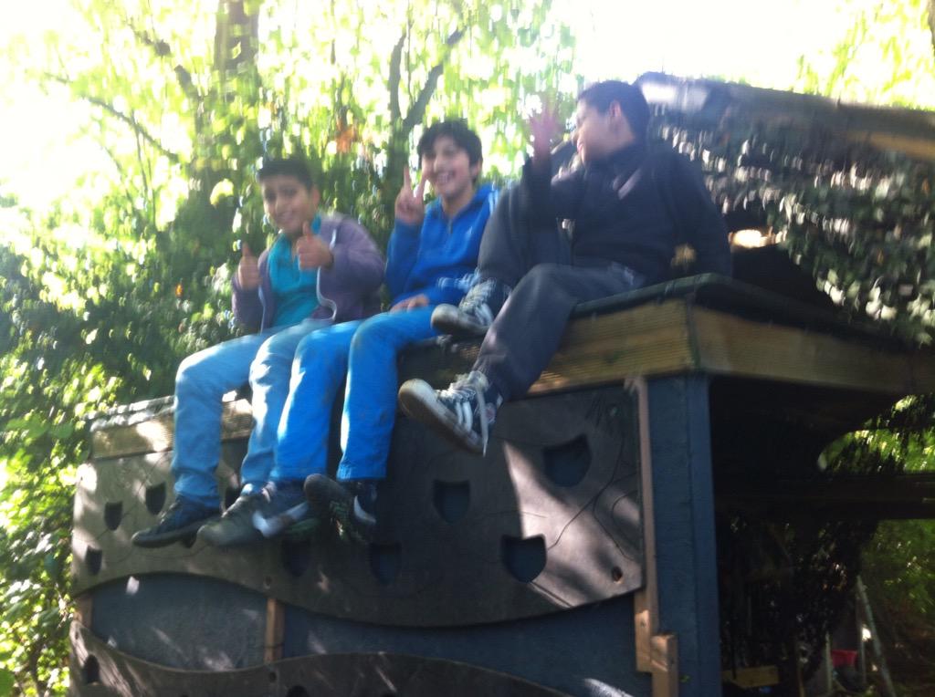 gemmajfox's tweet photo. @NorthManorAcad year 5, best forest day ever! http://t.co/FRyETSVx2q
