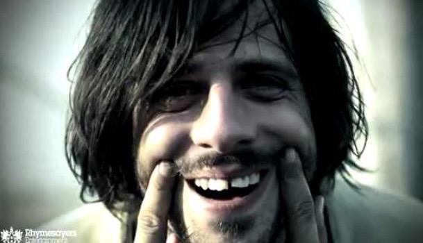 sanderson952's tweet photo. Everyone should just smile today #ReyeP @rhymesayers http://t.co/FoHEEQV37x