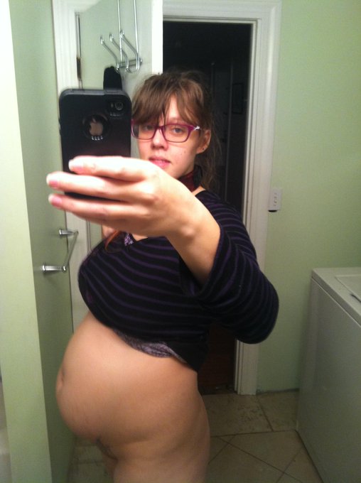 Requested #Pregnancy photo... I'm 6 months and huge! http://t.co/KjbZ7Dtp9H<a href="/tag/pregnancy"class="tags">#Pregnancy</a>