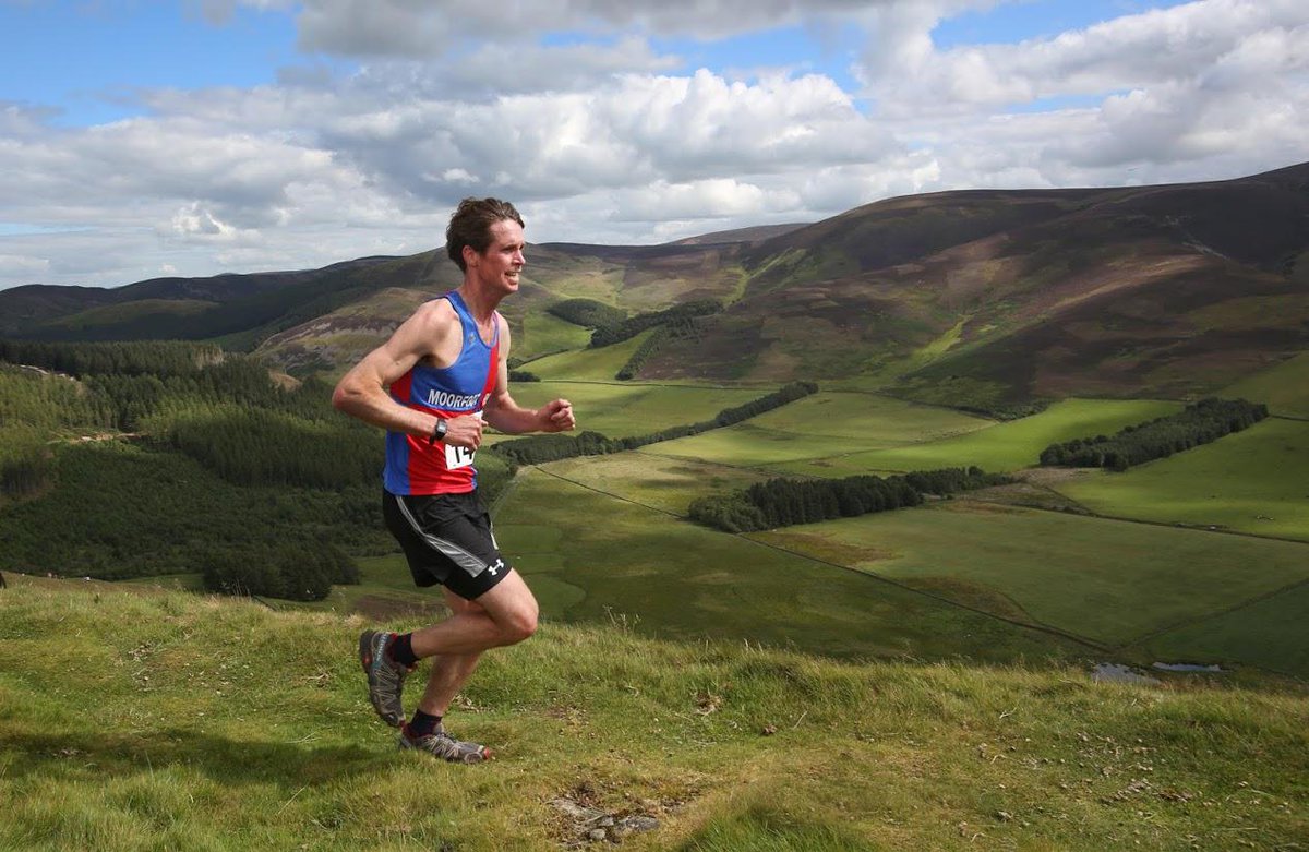 poletoparis's tweet photo. The #NorthernRun in the #UK is a relay run! Read about Colin, our first #runner, here: http://t.co/yTl7mNrBKx http://t.co/nsciBsCYZI