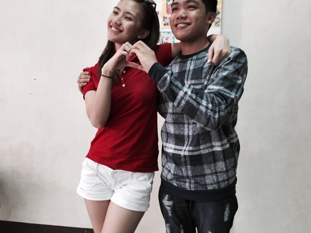 angelicaj__'s tweet photo. JESSTILLAS MulingPagkikita @OhhJESSko☺️ http://t.co/EwQHoxJhS2
