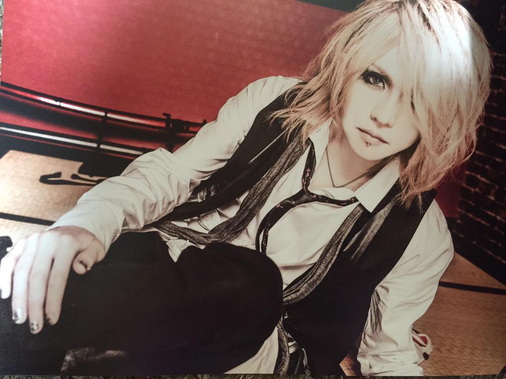 Jin_Screwbot's tweet photo. Screw 2015 Tour Pamphlet Manabu http://t.co/CGsu7aolUb