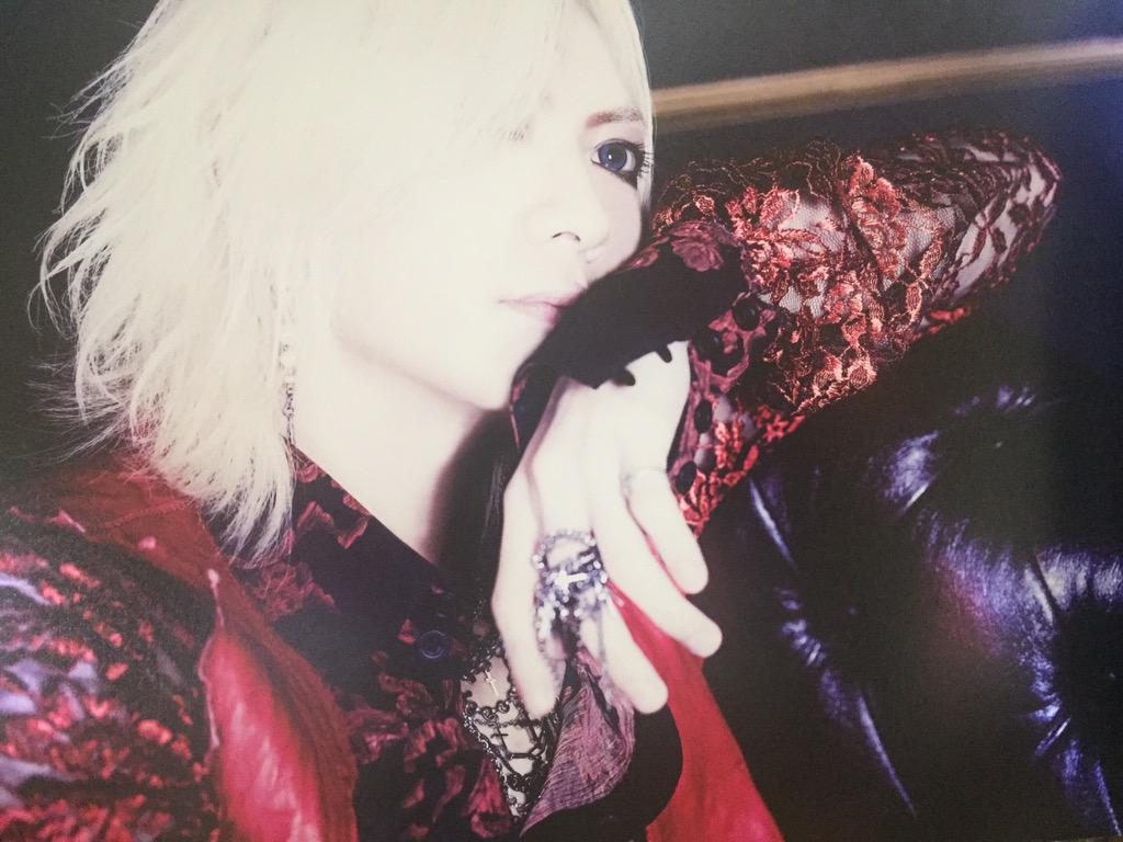 Jin_Screwbot's tweet photo. Screw 2015 tour Pamphlet Byo Set 2 http://t.co/KnoNJMwDRu