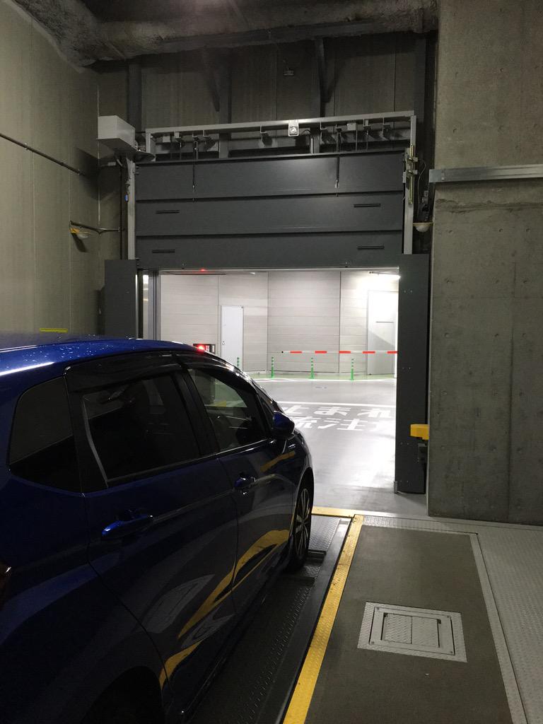 マコヅマ على تويتر Tohoシネマズ日本橋 Coredo室町2 の駐車場 車上荒しにも遭わないタワータイプ 映画館までエレベーター1本だし30分250円でこりゃいいな 鑑賞チケット額もカウントされ 一定金額の買い物で1 2時間無料あり Http T Co 9ju8etd3ax