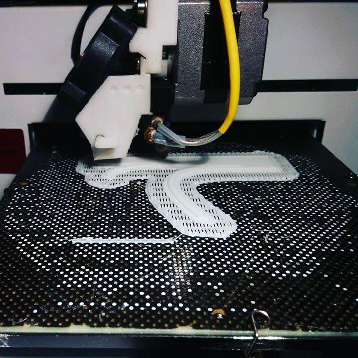 IDUNSW's tweet photo. Latest Design Investment. #upplus2 #3dprinting #3d #printer #prototyping #idunsw - snapped by @rohaantaneja. Check … http://t.co/YkDqX1nKPD