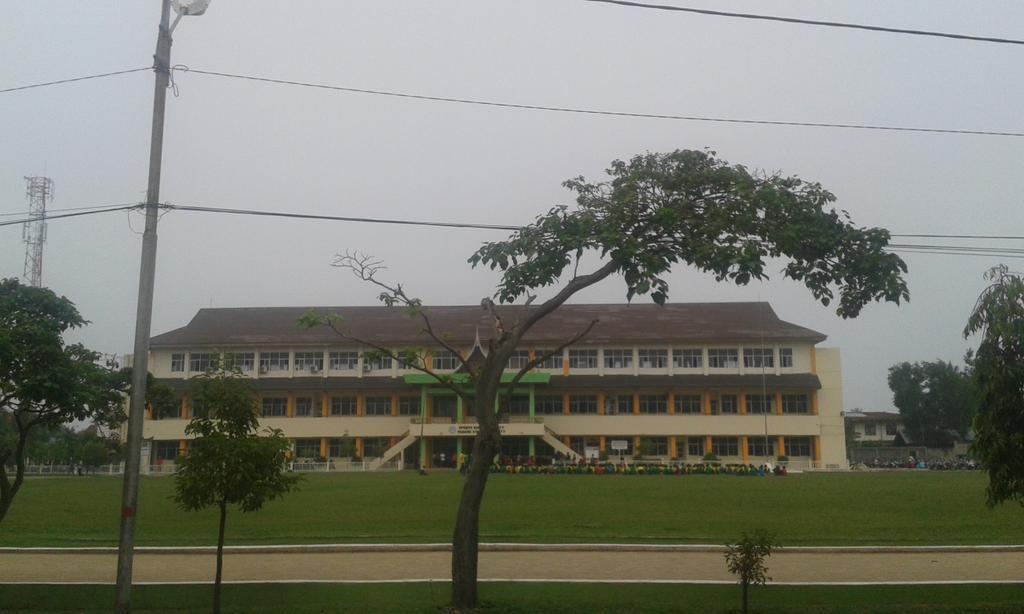 <a href="/bemfik_unp/">BEM FIK UNP</a> ; Krida Fakultas Ilmu Keolahragaan. KEREN!! Hijau Padang rumput
<a href="/kitaUNP/">Mahasiswa UNP</a> <a href="/BEMUNP_Official/">BEM UNP</a> <a href="/infoSumbar/">SUMBAR</a>