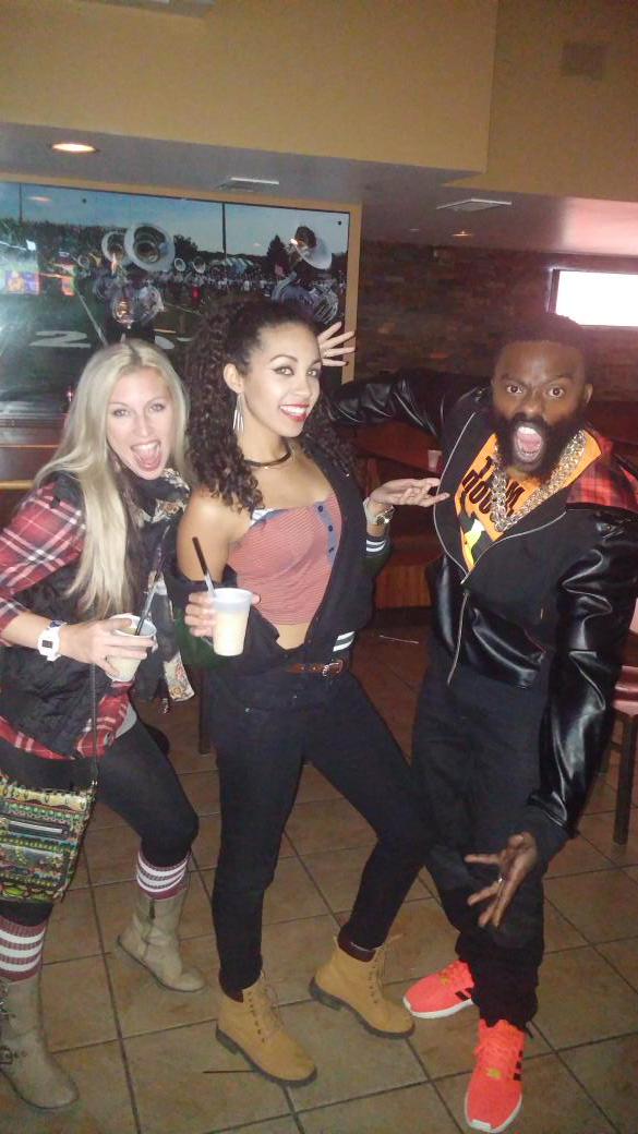 InkSlingnDougie's tweet photo. Sometimes you gotta surprise Visit your #Douglet @Versexyyy otw to #MsDougie 20th high school reunion! #Dougiefresh http://t.co/38oz7RNMTs