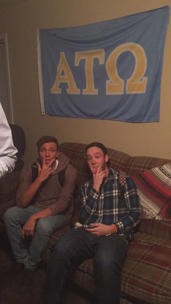 young__regular's tweet photo. Back at it #freeATO http://t.co/W0iz99OhLK