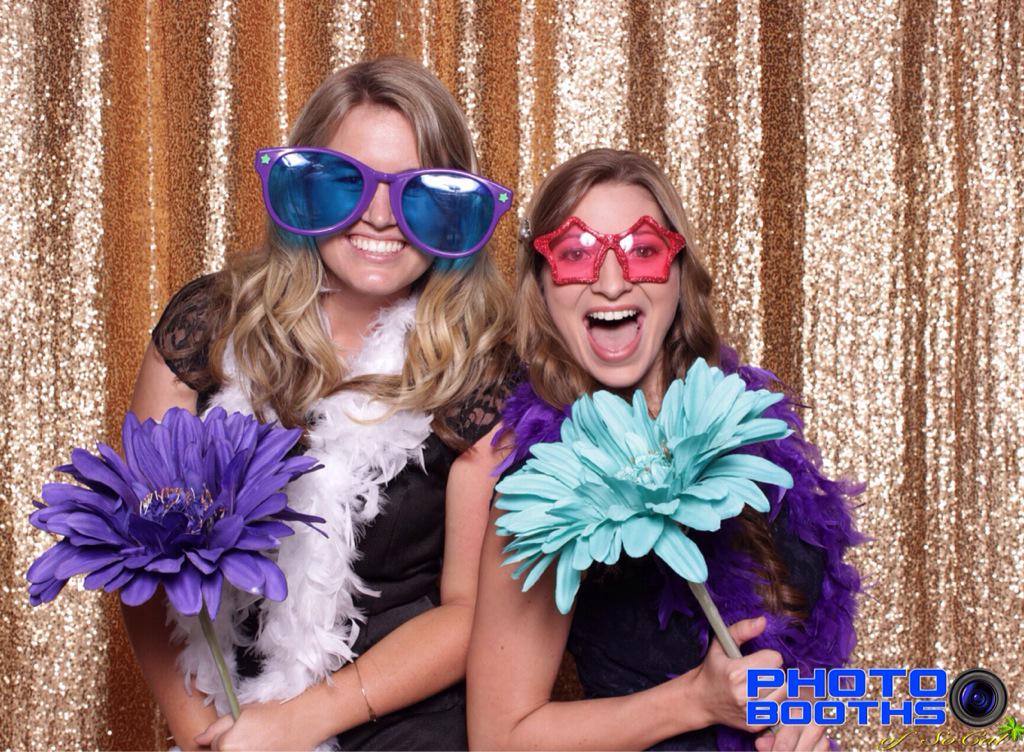 Flowers, crazy glasses and Smiles!  What Fun!  #socal #socalwedding #southerncaliforniawedding