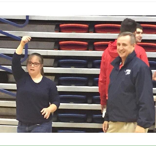 TheSpinSports's tweet image. Best picture of Midnight Madness? Yes! 
Coach Watson with his daughter &amp;amp; #USIMBB #1 Fan Olivia. #GoUSIEagles