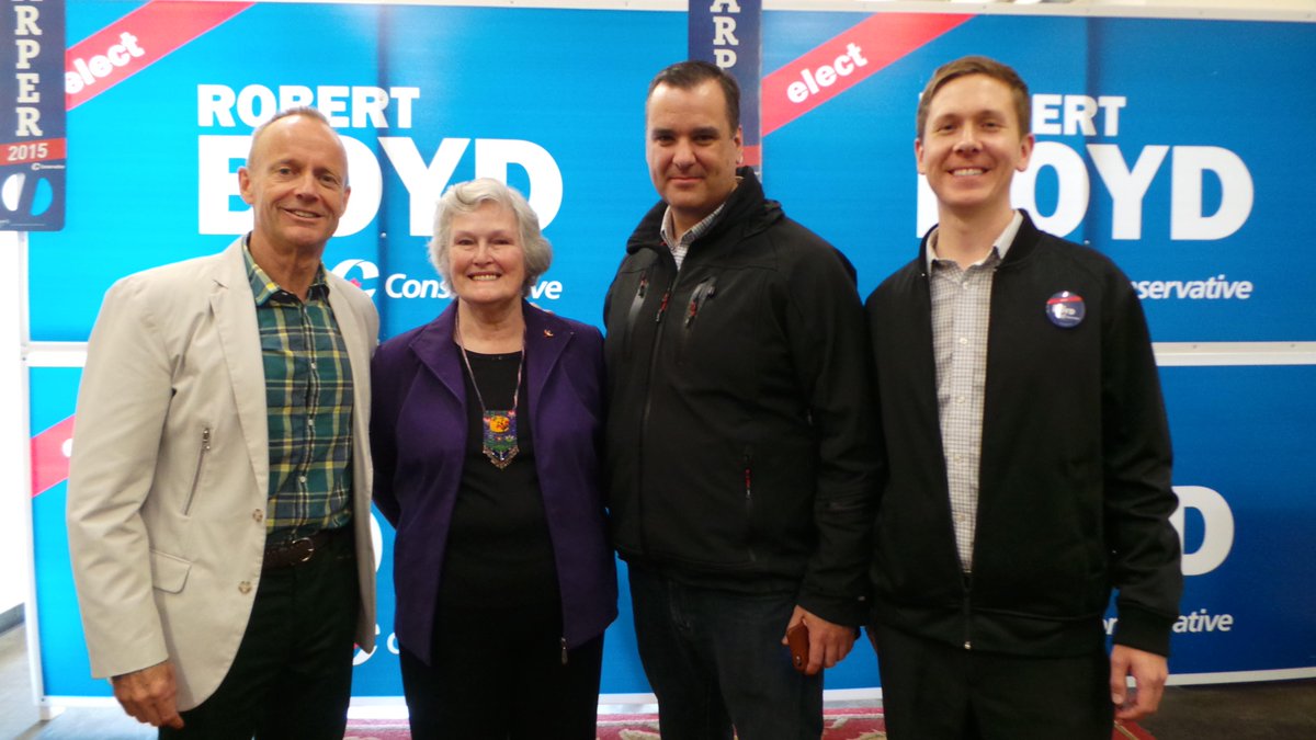 CPCRobertBoyd's tweet photo. It was an honour to welcome the Hon. James Moore and the Hon. Stockwell Day to Saanichton! #elexn42 #cdnpoli http://t.co/K2xTry8zuz