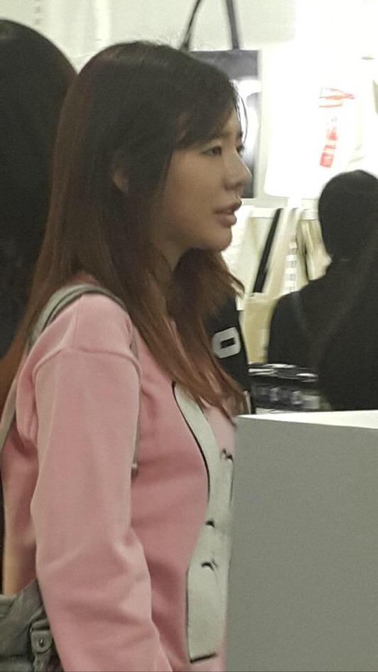 [PIC][17-10-2015]Sunny xuất hiện tại SM COEX vào chiều nay CRfyqTOUwAAXmbi