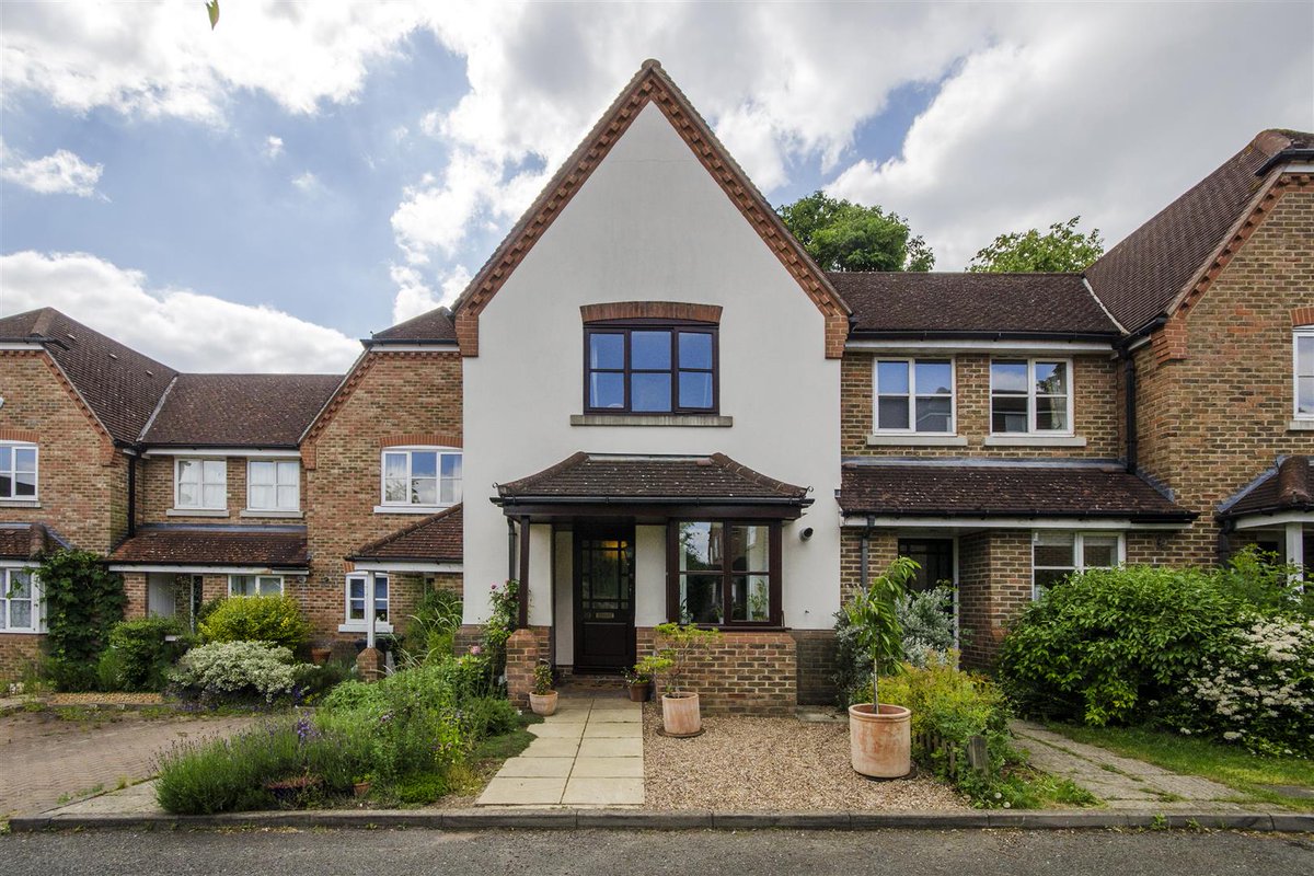 FCA launches review of mortgage market zoop.la/1KZFdnh