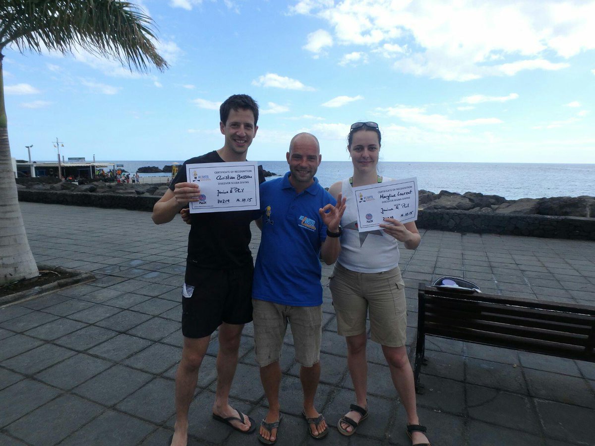 TryDives at #PlayaChica with SuperPhilippus!
We enjoy every day diving and sharing our passion.

#AtlantisLanzarote