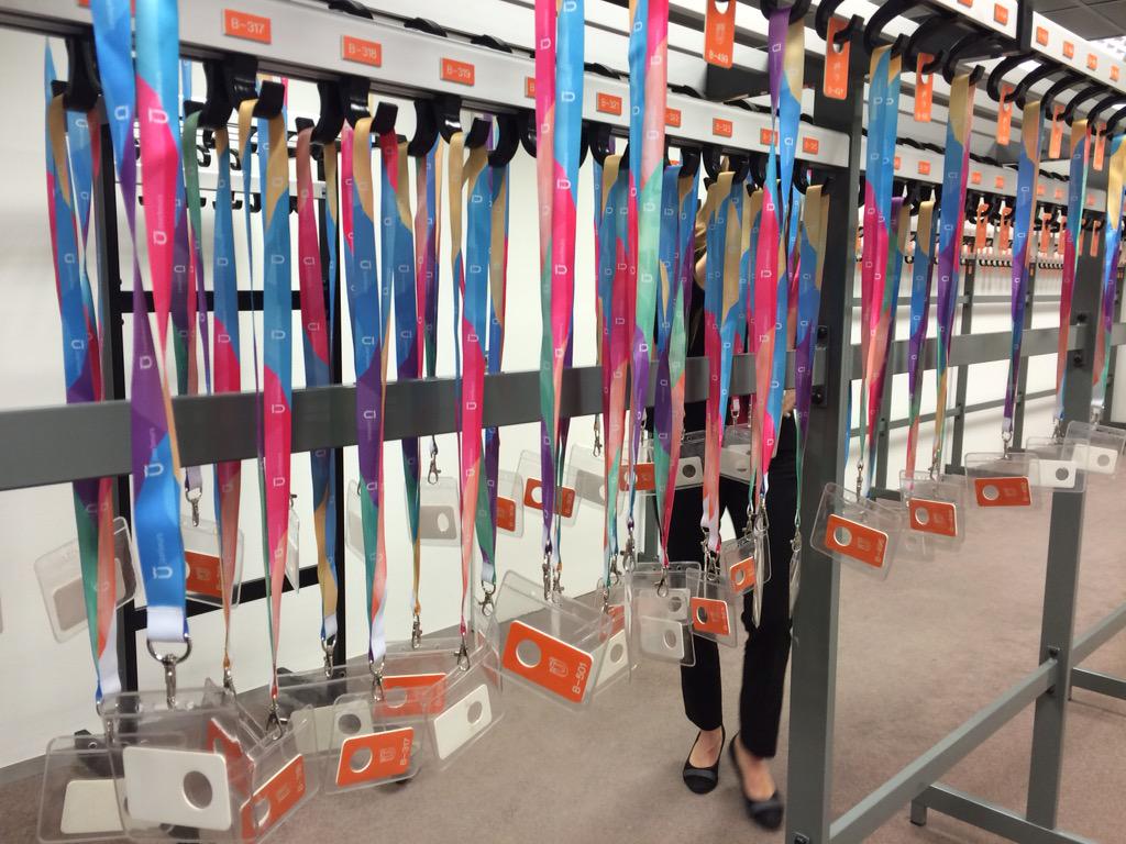 FemkeRikkert's tweet image. Wij zijn er klaar voor! Vandaag vindt bij @jaarbeurs de grootste #CoderDojo plaats voor kinderen. #codeweek2015