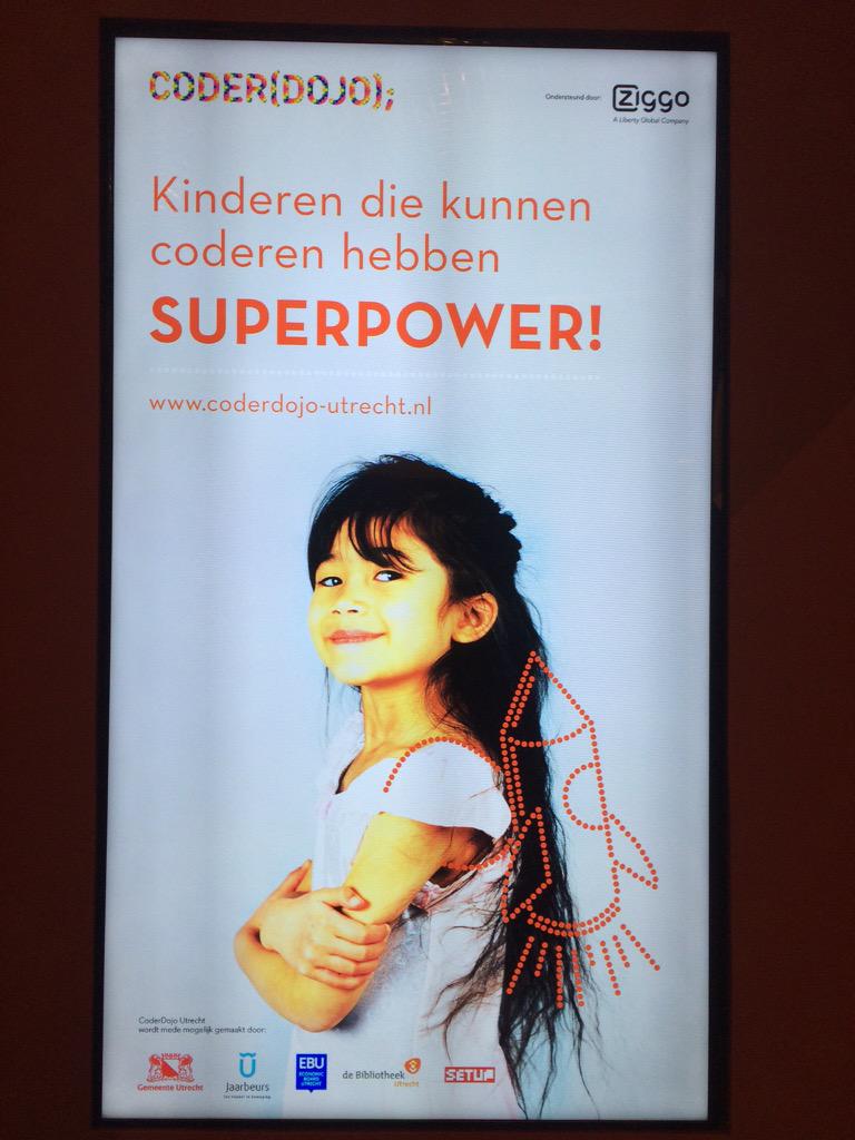 FemkeRikkert's tweet image. Wij zijn er klaar voor! Vandaag vindt bij @jaarbeurs de grootste #CoderDojo plaats voor kinderen. #codeweek2015