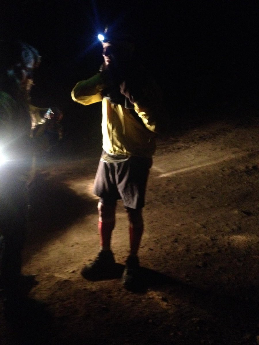 TrailChile's tweet photo. 5:53am - Osky Tello por Ñilhue (150K) en tercer lugar #Ec160K #EC2015 http://t.co/jkBrD2PZQY