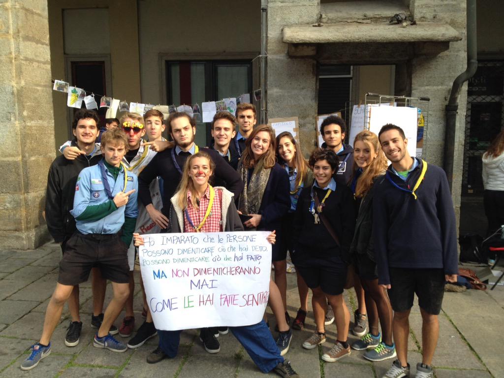 FeMassazza's tweet photo. #torinoèscout 
#camminiamoinsieme 
#uniti con #coraggio
@routenazionale @agesci @CamminInsieme @RS_Piemonte http://t.co/pCzNW40Rhw