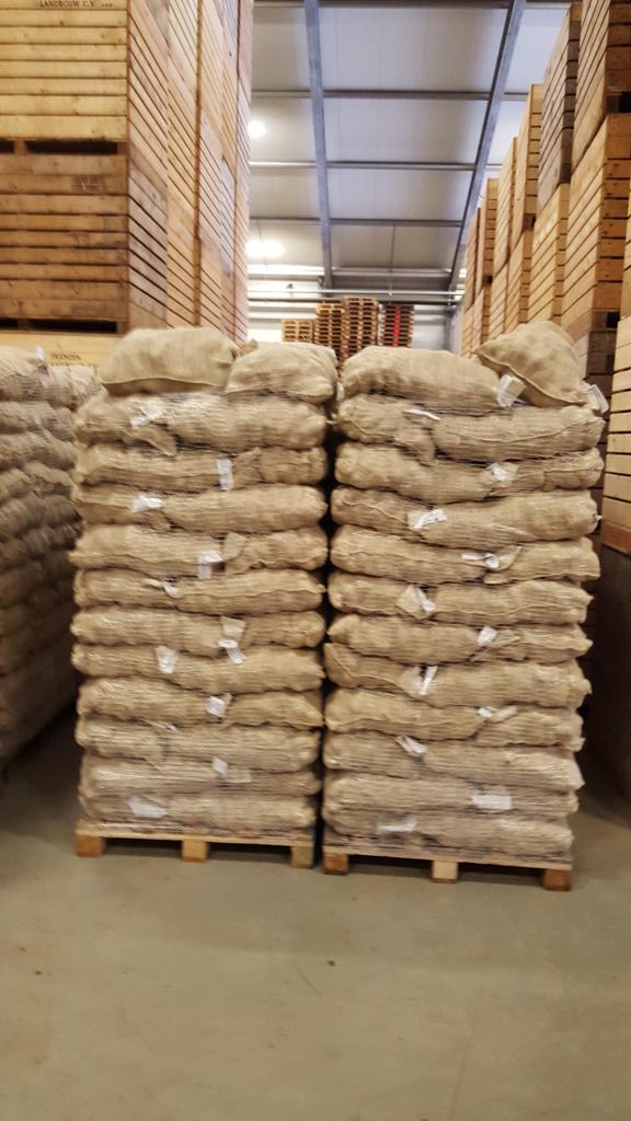 LarsKaim's tweet image. Rooien/drogen/exporteren #franzenlandbouw @AgriFoodTrade