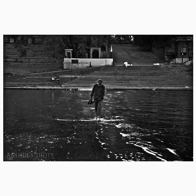 freeality_in's tweet image. A Walk on Water [100% True]
#walkonwater #extraordinary #openandfree #increadibleIndia… 17path.wordpress.com/2015/10/17/wal…
