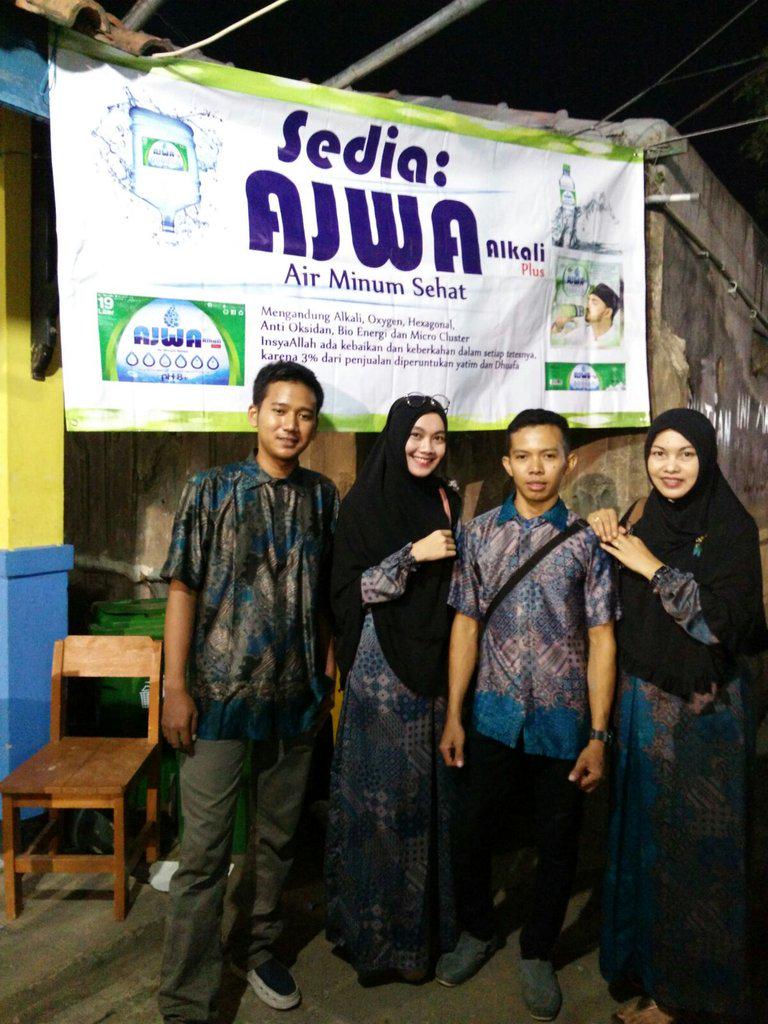 endangmplus's tweet image. team #Ajwa Tangerang bersiap melayani jamaah tabliq akbar @ustad_alhabsyi