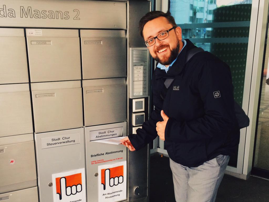 adrian_camartin's tweet photo. Jau hai elegì! E ti? - Ich habe gewählt! Und du?
#politbox #VoteNow2015 #wahlch15 #VotePic2015 http://t.co/V3v5dmmy1U