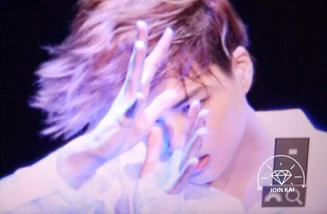 151017 광저우 #카이 #종인 ㅈ 죽었너요ㅠㅠㅠㅠㅠ | 인스티즈