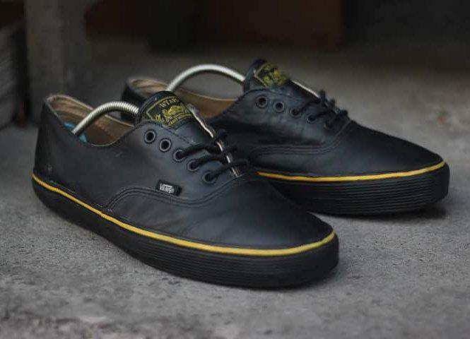 wtaps x vans authentic