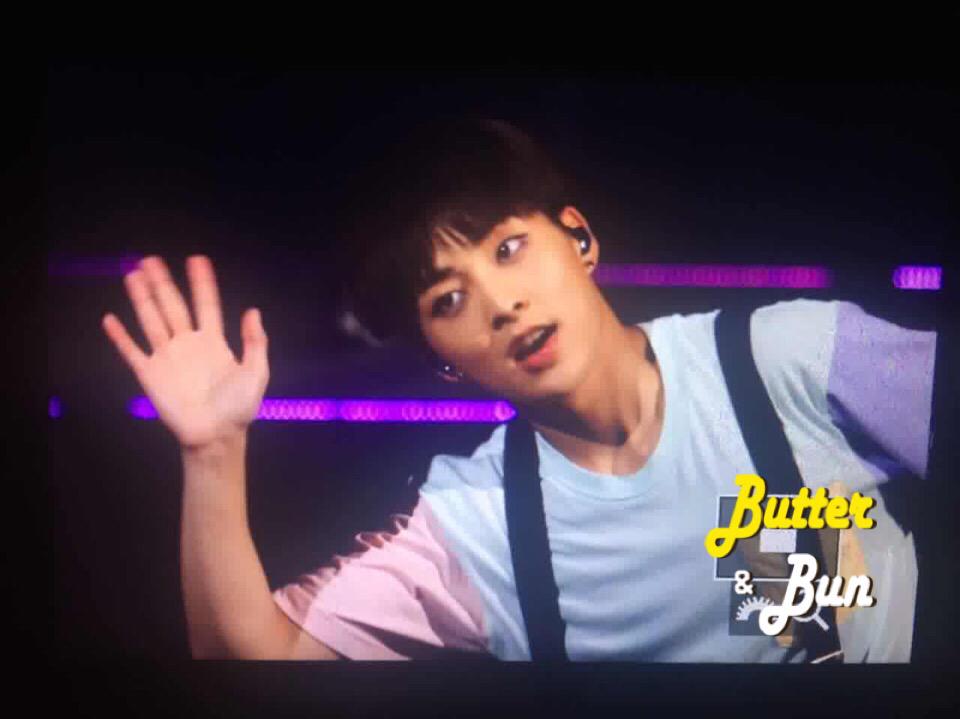 10덕사 하게 하는 오늘 민석이ㅠㅠ(뒷머리뻗침).ㅈㅍㅈ | 인스티즈