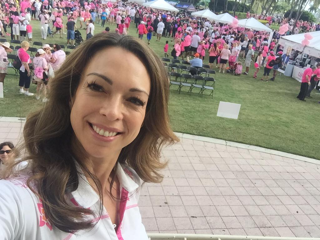Liz Quirantes Cbs12 On Twitter Makingstrides Walk Is About To Begin Http T Co Zrjerbt4bk