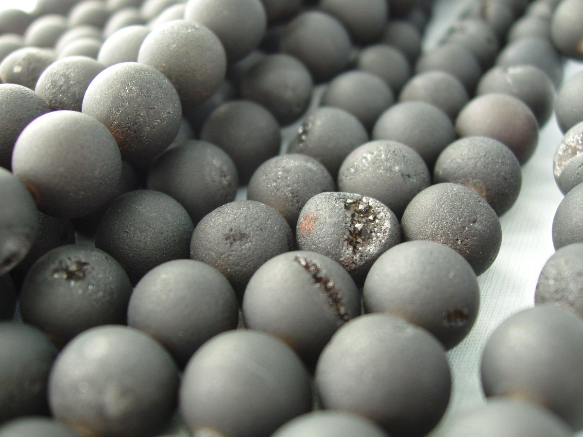 These beautiful druzy and edged stones are now available at #EnergyStone ow.ly/Tvna1 #jewellery #instyle