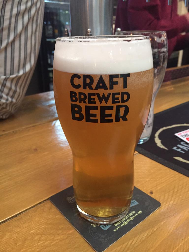 supersalesagent's tweet photo. Homebrew celebration๐ป This tastes amazing! #citrustide @sadlersales @Sadlersbrew @RogerProtzBeer @BrumCAMRA http://t.co/BylB0i8jbt