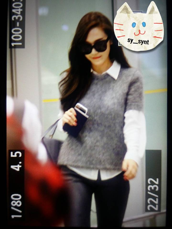 [PIC][17-10-2015]Jessica khởi hành đi Bắc Kinh - Trung Quốc vào trưa nay CRhdCxzUkAAxYof