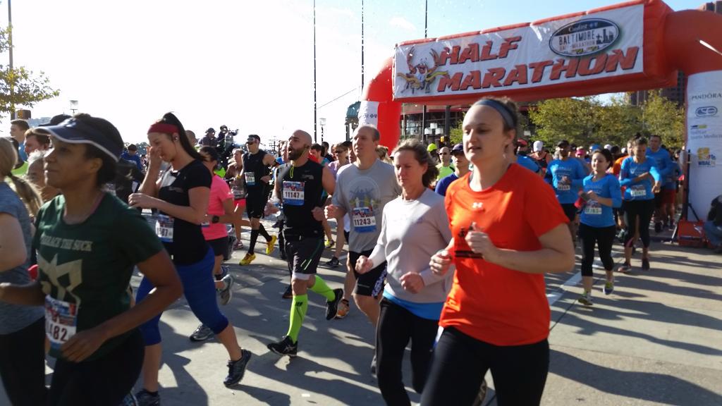 wbaltv11's tweet image. Go runners go!!!! #BaltRunFest #RunForPride
