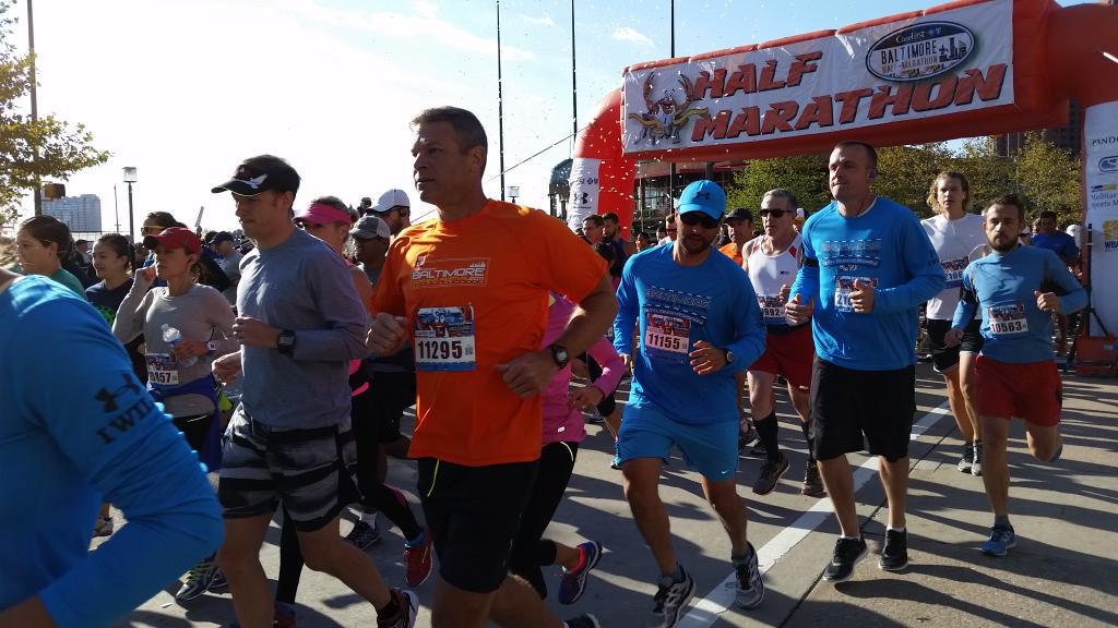 wbaltv11's tweet image. Go runners go!!!! #BaltRunFest #RunForPride