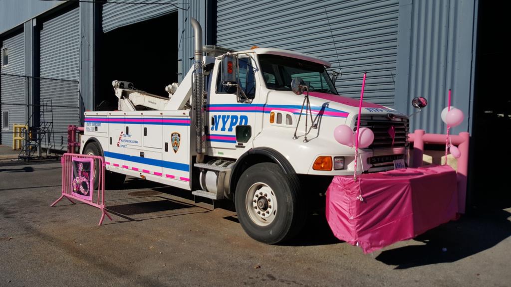 FranSoc's tweet image. I feel like I'm in a movie @NYPD takes registered car 4 @avon39walk. And this is where I end up. @ABC @BilldeBlasio