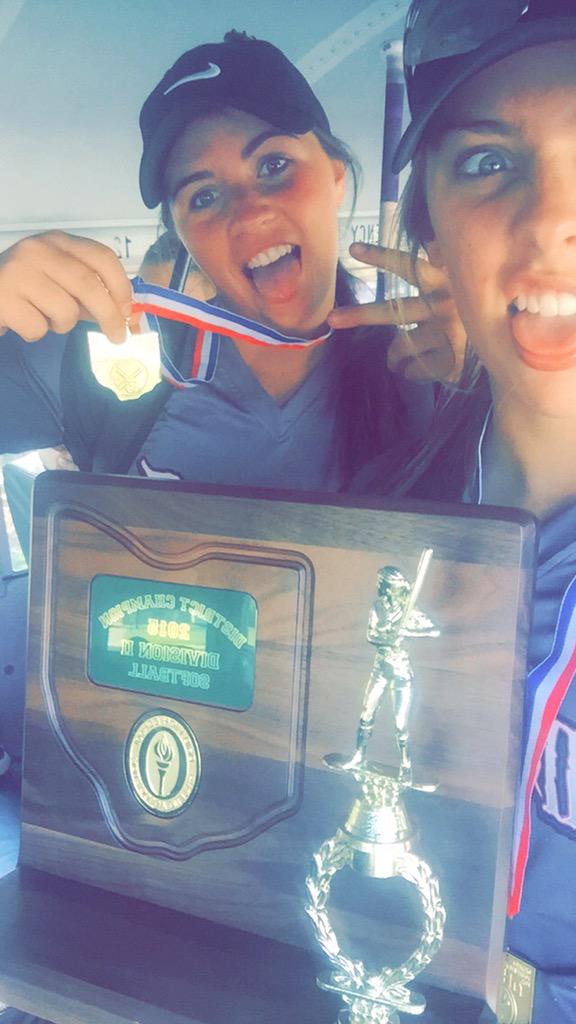 based_kacey's tweet photo. Happy birthday to my idol @MaisaRyerson 💘 love you girl and you're still ugly 😉 http://t.co/7QJsEGq9mn