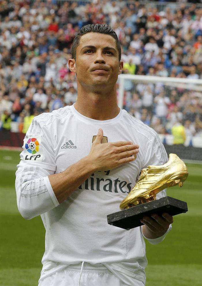 Тренер кристиано роналдо. Криштиану роналду старый. Роналдо зубастик. Роналдо луис реал мадрид. Криштиану роналду 2002.