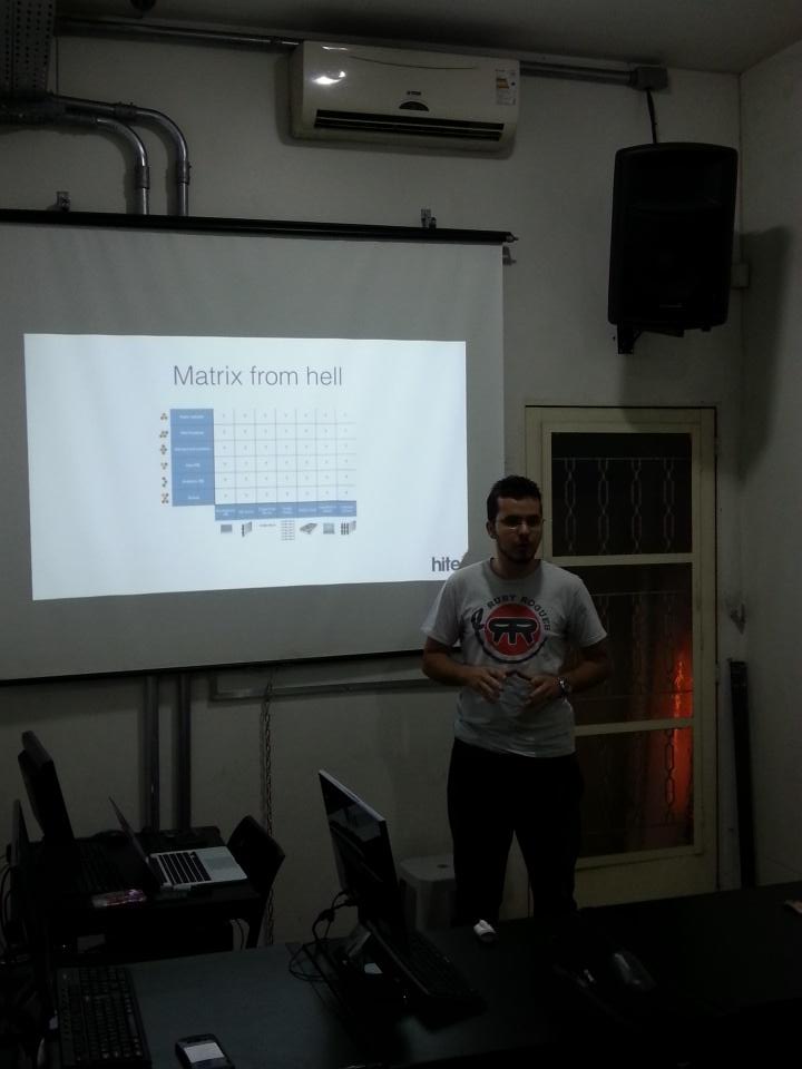 vikasjee's tweet image. vikasjee: rvnovaes: RT silexsistemas: sobrinho fazendo uma apresentação sobre #Docker no 15 Encontro da #pythonmg
