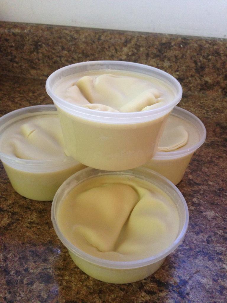 BeautySheaINC's tweet photo. Unrefined Shea butter #Rawsheabutter #mompreneur #entrepreneur #readyfororder http://t.co/bBzbu7muXn