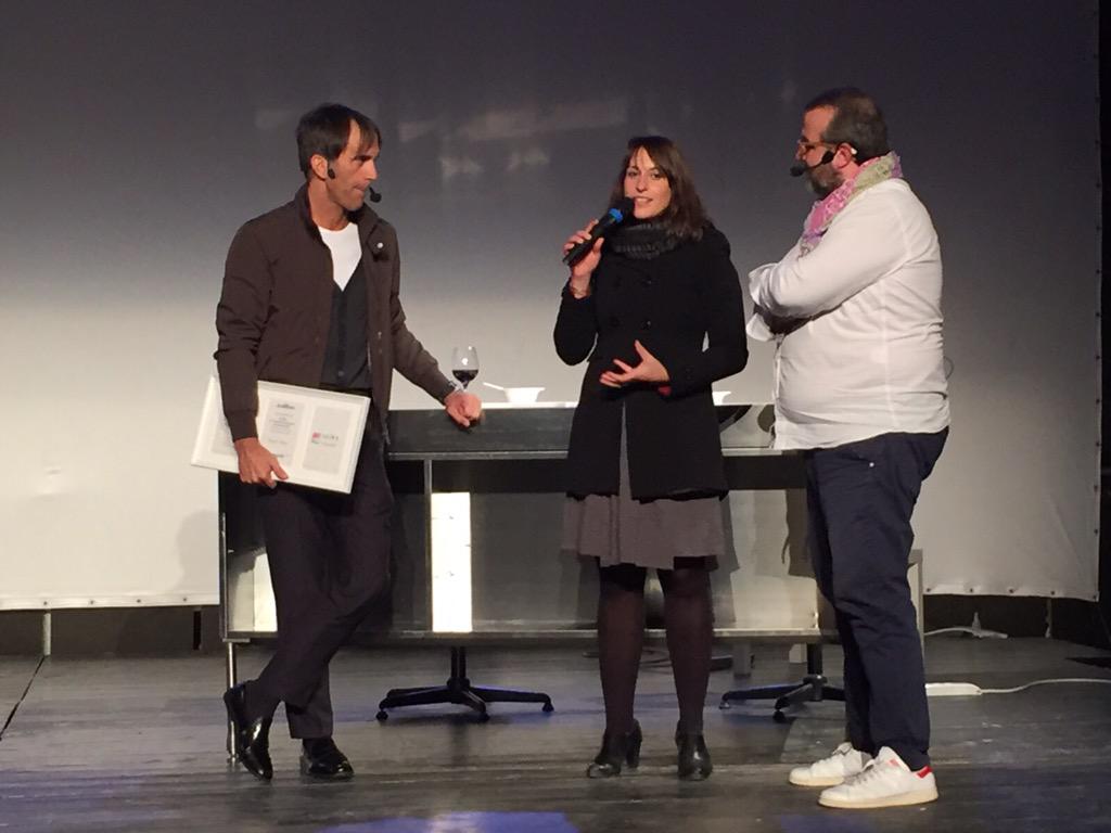 Alma_School's tweet photo. A #gustovago Eliana Mennillo di @Alma_School con lo chef pop @DAVIDEOLDANIDO e Francesco Fadda @Gustovago http://t.co/ALzHUVnbsQ
