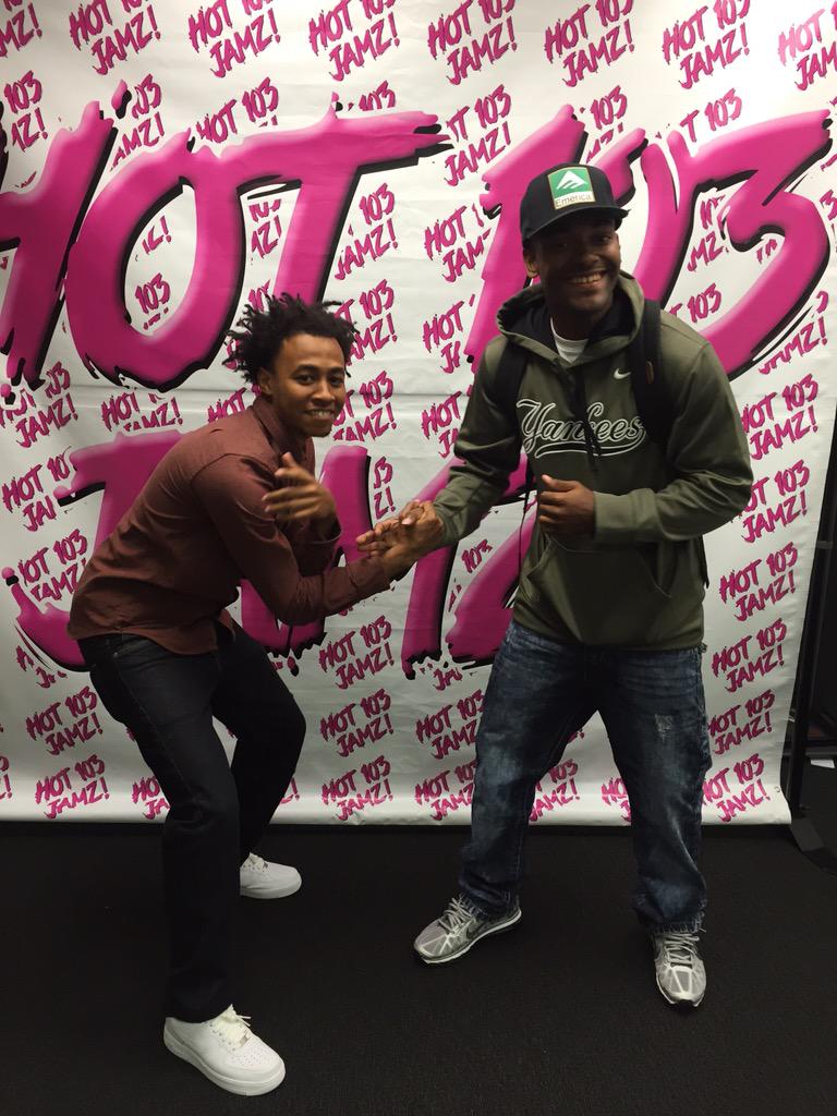 Ayel_Music's tweet photo. Shouts ta @Hot103Jamz and #GenerationRap fa havin me and my bro @Only1Bounce fa my first radio interview. #Hometown http://t.co/g3LMoIiEjN