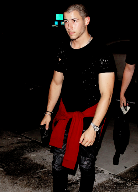 httpsjealous's tweet image. ❤