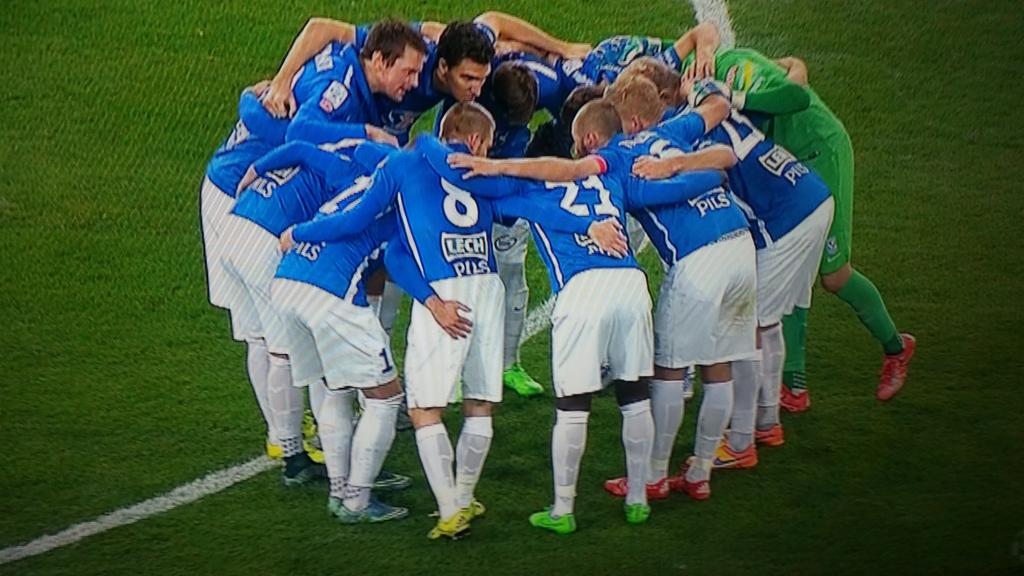 TomaszRulski's tweet image. #Jevtič to musi chyba bardzo lubić #Pawłowski 😂 #Lech #LPORCH